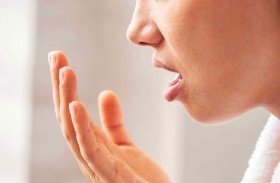 هل تؤثر حقن إنقاص الوزن على رائحة الفم؟