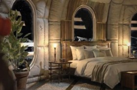 ابن الـ 21 يفتح باب الحجز لأول فندق على القمر