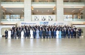 خالد بن محمد بن زايد يلتقي قادة قطاعات الطاقة والذكاء الاصطناعي والاستدامة 