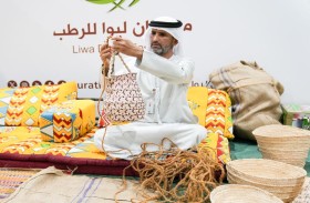 ليوا للرطب يعيد إحياء الاستخدامات التراثية المبتكرة لأجزاء النخلة