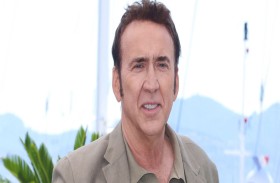 نيكولاس كيج يكشف عن حكمة علمها  له أسطورة الموسيقى ديفيد باوي