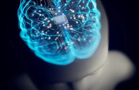تربط الإنسان بالآلة.. غرسة دماغية تحدث ثورة في الذكاء الاصطناعي