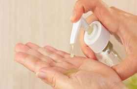 هل يمكن صنع معقم اليدين في المنزل؟