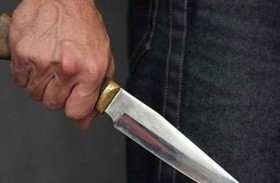 مسن يطعن ابنه وينسى الجريمة بعد لحظات