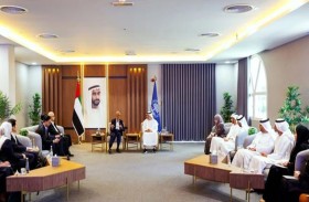 جامعة محمد بن زايد للعلوم الإنسانية تبحث التعاون مع وفد حكومي سنغافوري