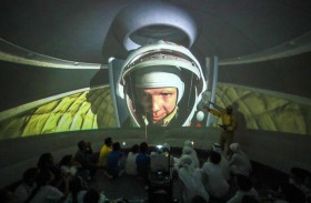 «صيفك ويانا» الافتراضي يحلق بـ «ناشئة الشارقة»  في عالم الفضاء