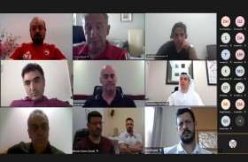 لجنة الطب الرياضي تجتمع بالأطقم الطبية العاملة بالأندية