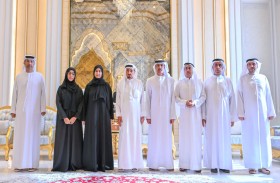 حميد بن راشد يستقبل مجلس أمناء هيئة الأعمال الخيرية العالمية ويؤكد أهمية استدامة العمل الخيري