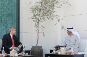 محمد بن زايد يبحث مع رئيس الباراغواي العلاقات ومستجدات الأحداث في المنطقة والعالم 