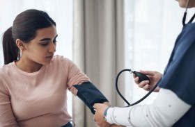 ارتفاع ضغط الدم في مرحلة البلوغ المبكرة يرتبط بالخرف في وقت متقدم من العمر