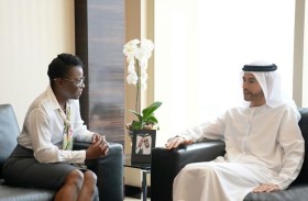 الإمارات وأنغولا تبحثان التعاون في القطاعات ذات الاهتمام المشترك