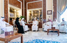 حاكم عجمان وولي عهده يطلعان على دراسة استشراف الحاجة للسكن في الدولة