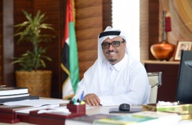 ضاحي خلفان للشباب: اقرأوا.. فالكتاب يصنع الرجال والقادة