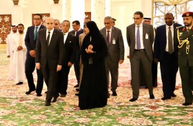رئيس موريتانيا يزور جامع الشيخ زايد الكبير