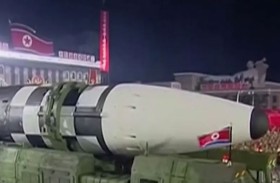 الوثائق المسربة تكشف.. بيونغ يانغ عرضت صواريخ باليستية «مزيفة»