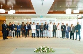 شراكة بين كليفلاند كلينك أبوظبي وجونسون آند جونسون ميدتيك لإطلاق تجربة منصة بوليفونِك