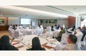 الشؤون القانونية بعجمان تعرض منهجيتها لتطوير القانون المهني للعاملين بالحكومة