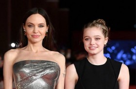 أنجلينا جولي وابنتها ترقصان في حفلة بروما 