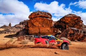 متصدر بطولة كأس العالم للراليات الصحراوية يتطلع لاختبار سيارة برودرايف الخارقة في الإمارات العربية المتحدة