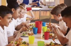 تعليم الأطفال عادات صحية مبكراً يمنع دهون البطن