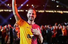 ماتا يودع غلطة سراي