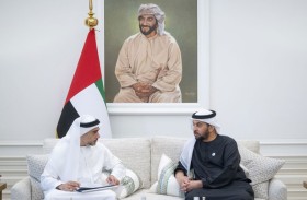 حمدان بن زايد يستقبل وفد دائرة التنمية الاقتصادية ويطلع على مبادرات تعزيز النمو المستدام في منطقة الظفرة