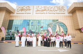 راشد بن حميد النعيمي يستقبل القافلة الوردية العاشرة في دائرة البلدية والتخطيط بعجمان