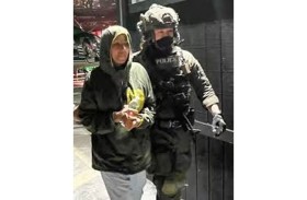 محاولة فرار فاشلة.. ماذا حدث لمادورو وزوجته في اللحظات الأخيرة؟