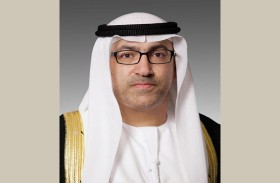 العويس: روح المسؤولية والتفاني؛ أطباء الإمارات قصص ملهمة للأجيال