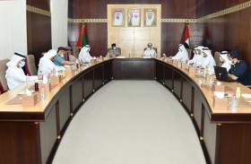 لجنة المنافذ والنقاط الحدودية في الشارقة تعقد اجتماعها العاشر في منطقة المدام وتتفقد منفذها الحدودي