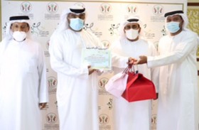 مجلس أولياء أمور دبا الحصن يحتفي بأعضائه السابقين والمؤسسات والأفراد المتعاونين 