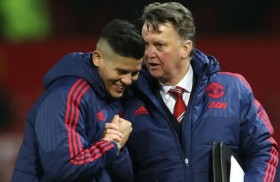 حفيد فان غال سر صفقة طريفة في مانشستر يونايتد