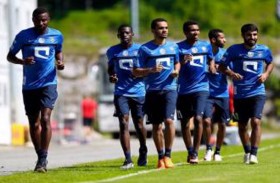 الغيابات تقلق الهلال السعودي قبل مواجهة الشباب 