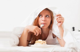 تناول الطعام ليلا؟.. إليك الطريقة الصحية