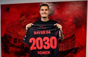  شيك يمدد عقده مع باير ليفركوزن حتى عام 2030 