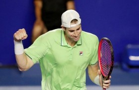 إيسنر إلى الدور الثاني بدورة أكابولكو