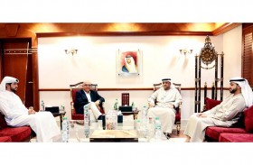 الأرشيف والمكتبة الوطنية ونيويورك أبوظبي يبحثان تعزيز التعاون في المجالات ذات الاهتمام المشترك