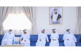 أحمد بن حميد النعيمي يقدم واجب العزاء في وفاة عايشه سالم أحمد