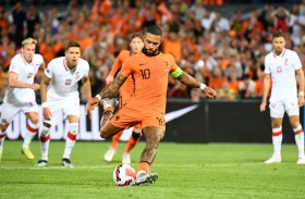 ديباي يحرم هولندا العلامة الكاملة وبلجيكا تتعثر أمام ويلز 
