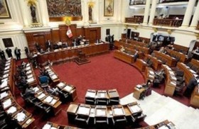 برلمان البيرو يصوت على  بدء إجراءات عزل الرئيس