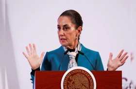 رئيسة المكسيك تتعهد بتحقيق العدالة بعد اغتيال كارلوس مانزو