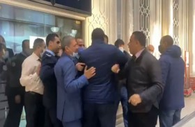 البلطجة السياسية تنتقل من البرلمان إلى المطار...!