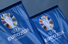 الأرض تدعم أصحابها في 3 نسخ فقط من بطولة أمم أوروبا