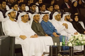 طلبة مجمع محمد بن زايد للتكنولوجيا التطبيقية يستعرضون مشروعاتهم الابتكارية خلال أسبوع أبوظبي التقني للتعليم والابتكار