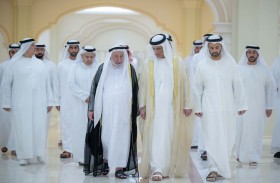 حاكم الشارقة يستقبل سعود بن صقر