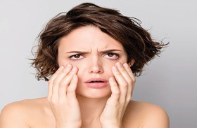 أمراض تدل عليها الانتفاخات تحت العين