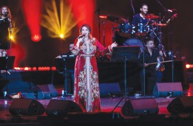 الفنانة المنور تختتم احتفالات العيد المغربي الوطني في إكسبو 2020 دبي