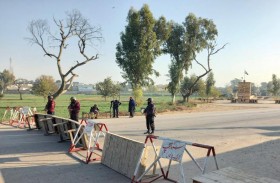 القوات الباكستانية تستعيد مركزا للشرطة وتحرر 33 رهينة