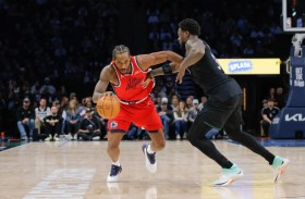 41 نقطة من لينارد في فوز كليبرز على تمبروولفز 