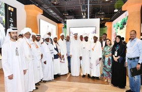 صقر غباش يزور أجنحة جامعة الإمارات والسودان وباكستان والتشيك والمكسيك ولكسمبورج في إكسبو دبي 